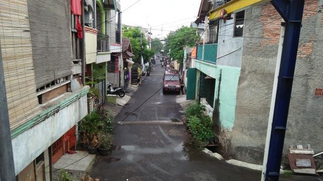 Trik Khusus Warga Bidara Cina Hadapi Banjir Saat Musim Hujan