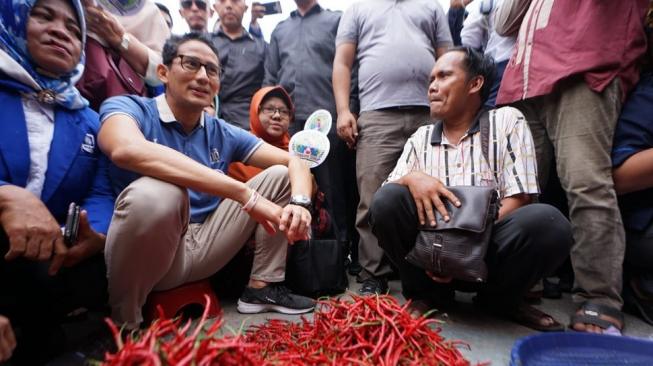 Bicara Kasar, Mulut Sandiaga Dijejali Cabai