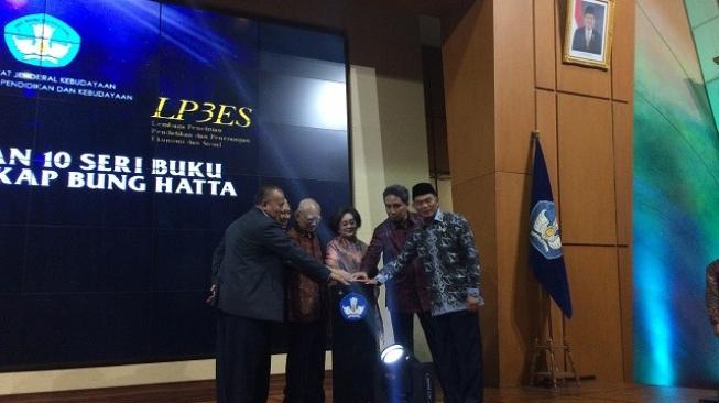 Mendikbud Luncurkan 10 Seri Buku 'Karya Lengkap Bung Hatta'