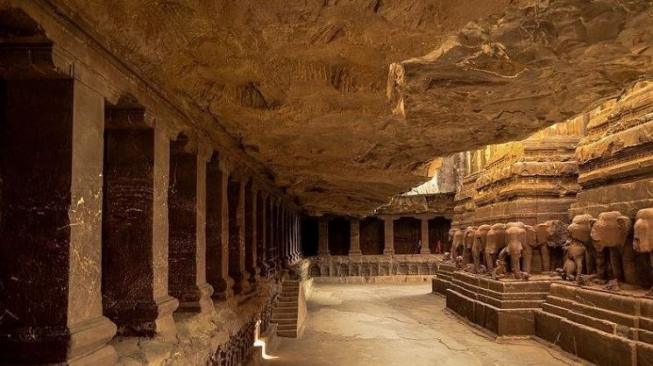 Terlalu Sakti, Candi Ini Konon Tak Bisa Dihancurkan