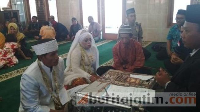 Usai Bacok Warga, Suntoro Senang Bisa Nikahi Sipuk Secara Gratis