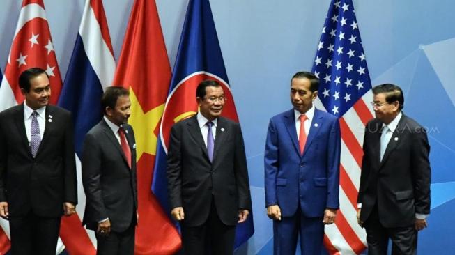 Jokowi Sampaikan Solusi untuk Meredam Konflik Palestina - Israel