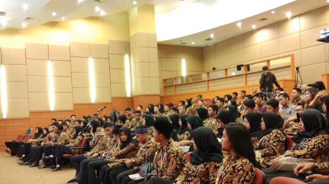 Puluhan Peserta Kirab Pemuda 2018 Kunjungan ke Gedung DPR