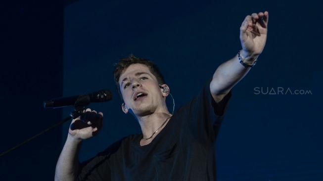 Charlie Puth Ungkap Asal Terciptanya Album Voicenotes