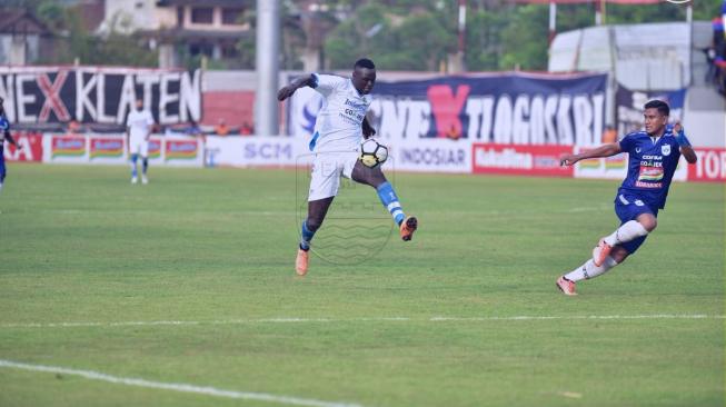 Gol Bruno Silva Buat Persib Tertinggal di Babak Pertama