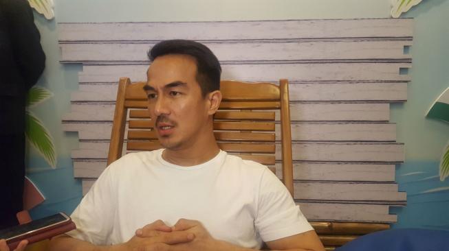 Joe Taslim, Liburan Mengganti Waktu yang Hilang Bersama Keluarga