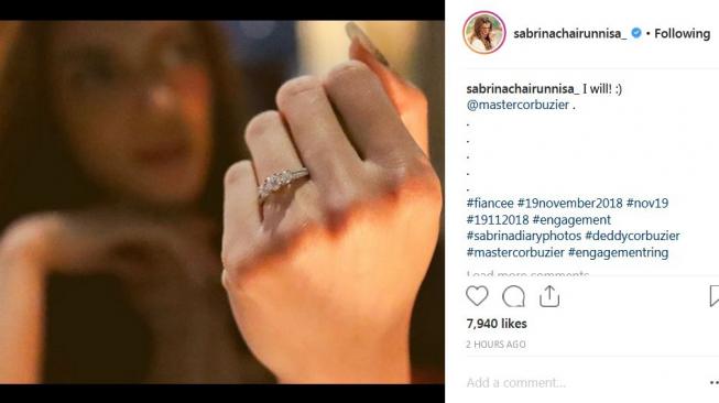 Sabrina Chairunnisa dilamar Deddy Corbuzier. (Instagram Sabrina Chairunnisa)