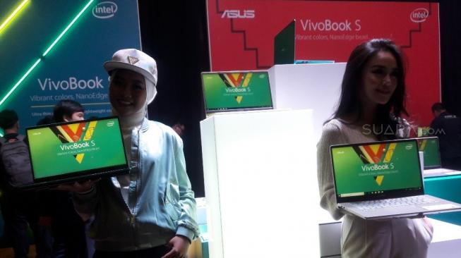 Peluncuran Asus VivoBook S S430UN di Jakarta, Kamis (22/11/2018). [Suara.com/Dythia Novianty]