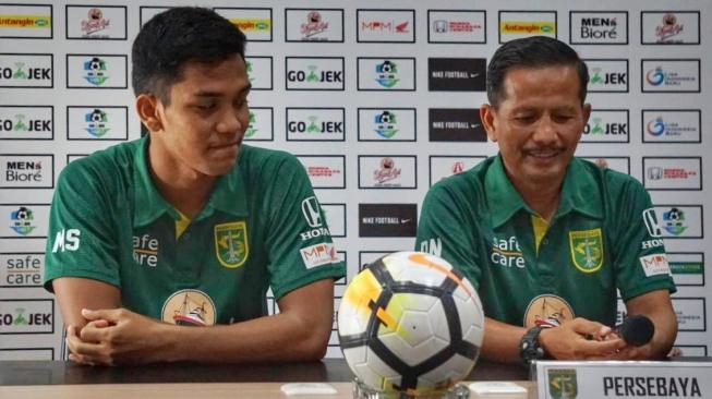 Lawan Bhayangkara FC, Kiper Persebaya Siap Balas Kesalahannya