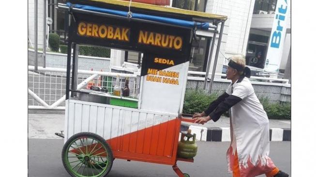 Dorong Gerobak, Naruto Jualan Mie Ramen Buah Naga