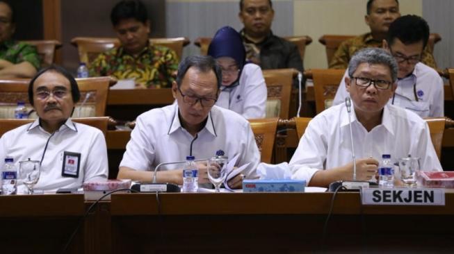 DPR Segera Teken Permenaker Jaminan Sosial bagi Pekerja Migran