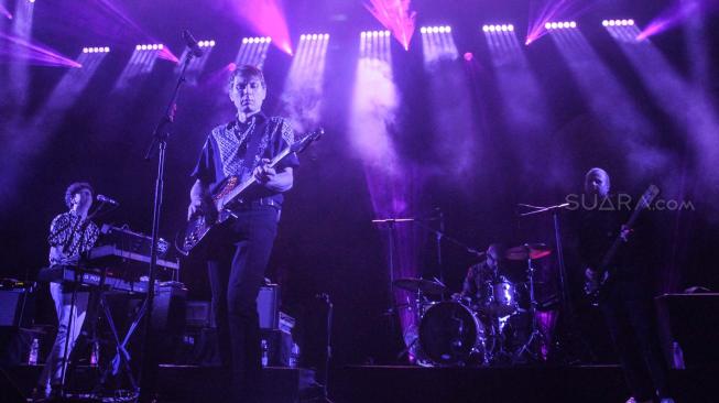 Totalitas Franz Ferdinand Hibur Penggemar di Jakarta