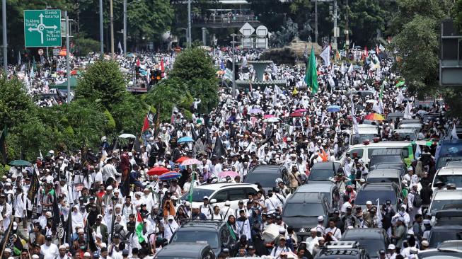 Bandingkan Reuni 212, Habib Novel : Nilai Matematika Guntur Romli Jeblok