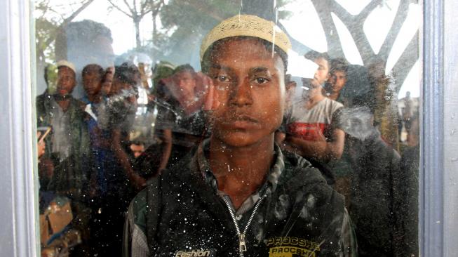 7 Tentara Myanmar Pembunuh Muslim Rohingya Diam-diam Dibebaskan