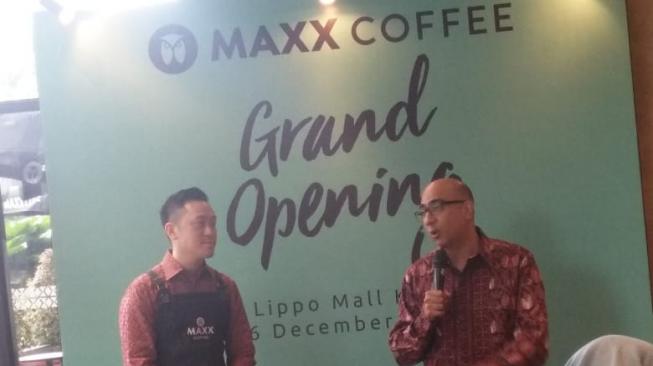 Maxx Coffee hadirkan sensasi ngopi baru, yakni Nitro Coffee dan Nitro Tea [Suara.com/Ade]