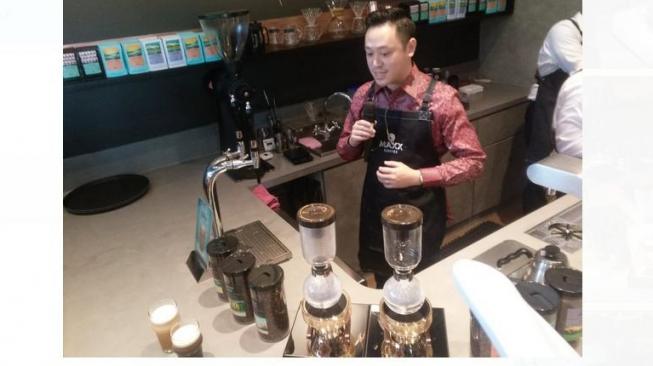 Wajib Coba! Nitro Coffee dan Nitro Tea, Ngopi Rasa Bir yang Kian Ngehits