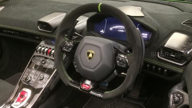 Tega Dana Bantuan Untuk Gaji Karyawan Malah Buat Beli Lamborghini Baru