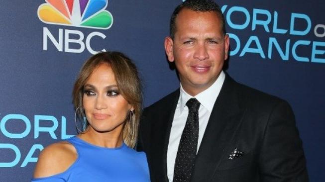 Jennifer Lopez dan Alex Rodriguez. (Jean-Baptiste Lacroix / AFP)