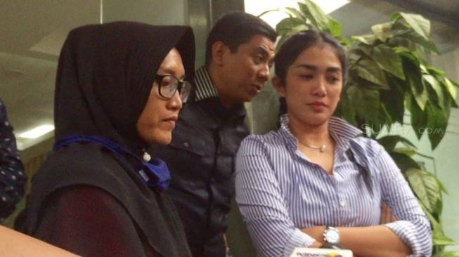 Sudah Memaafkan, Ussy Sulistiawaty Tetap Polisikan Pe-Bully Anaknya