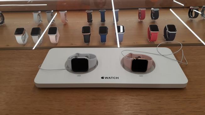 Apple Watch 4 Series diluncurkan di Jakarta, Jumat (14/12). [Suara.com/Lintang Siltya Utami]