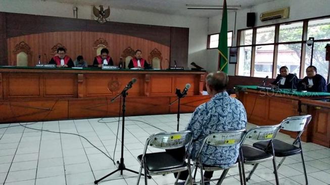 Eks Bupati Bandung Barat Abubakar Divonis 5,5 Tahun Penjara