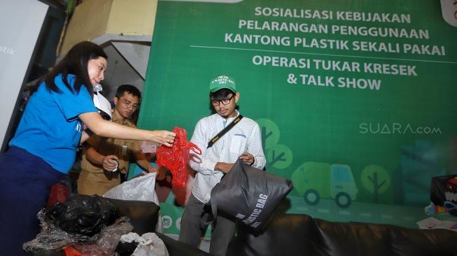 Jakarta Uji Publik Aturan Kantong Belanja Ramah Lingkungan