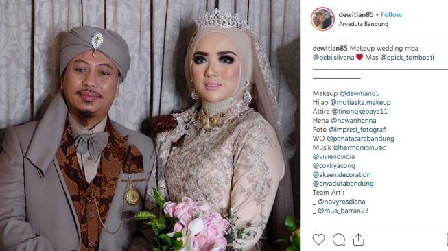 Opick resmi menikah dengan Bebi Silvana. (Instagram @dewitian85)