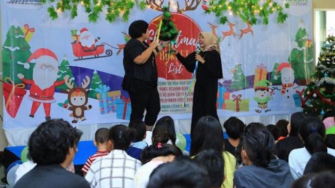 Serunya Mendongeng Bersama Anak Panti di Christmas Bucket List