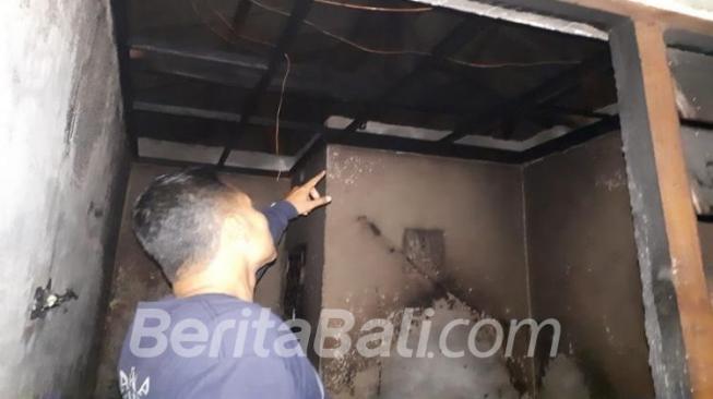 Sering Bertengkar, Pasutri Bakar Diri di Indekos