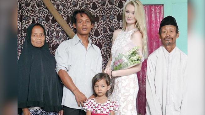 Pernikahan Viral Warga Muntilan dengan Bule