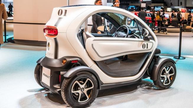 Best 5 Oto: Renault Twizy Berstiker Korlantas Polri, Atasi Setang Goyang