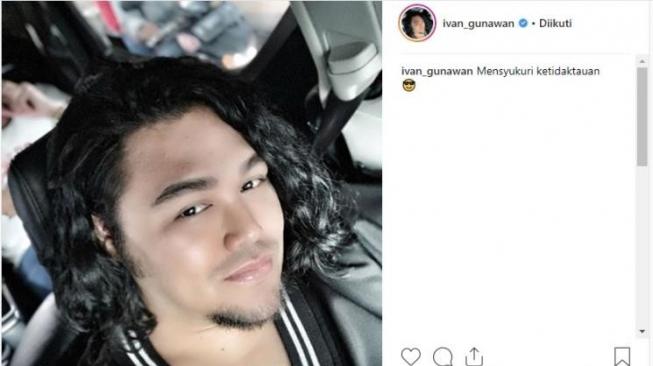 Penampilan baru Ivan Gunawan dengan rambut gondrong. [instagram/ivan_gunawan]