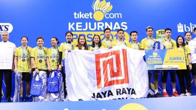 PB Jaya Raya juarai nomor beregu campuran dewasa Kejurnas PBSI 2018 di Britama Arena, Jakarta, Sabtu (22/12/2018). (Foto Humas PBSI) 