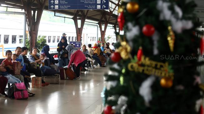 Mobil Pribadi Masih Mendominasi Jenis Angkutan untuk Libur Natal 2023 dan Tahun Baru 2024