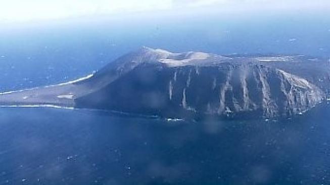 Selain Krakatau, Pulau Ini Juga Lahir Akibat Aktivitas Gunung