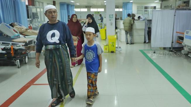 Suasana ruang IGD Rumah Sakit Umum Daerah (RSUD) Berkah Pandeglang, Banten, Senin, (24/12).[Suara.com/Fakhri Hermansyah]