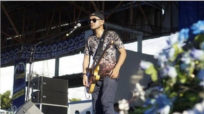 Herman Sikumbang gitaris grup band Seventeen yang jadi korban tsunami Selat Sunda adalah caleg PKB untuk DPR RI. (Foto: Instagram/hermanseventeen)