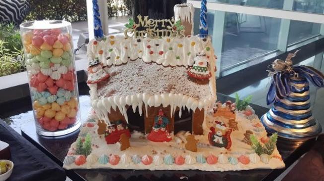 Kenapa Ginger Bread House Selalu Ada Saat Natal?