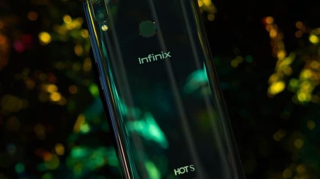 HOT S3X Sukses Dongkrak Penjualan Infinix