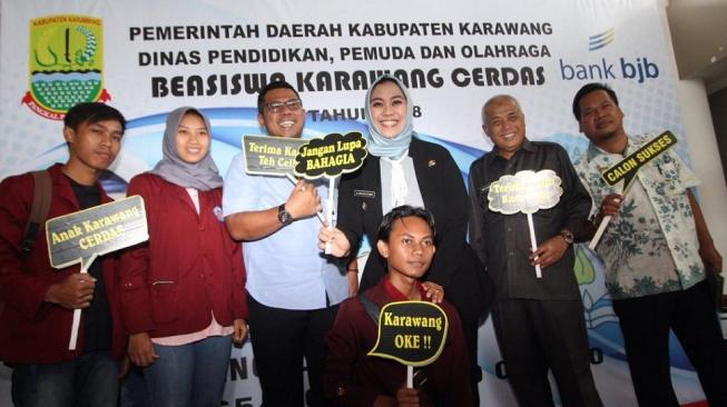 Pemkab Karawang Gandeng Bank BJB Luncurkan Program Karawang Cerdas 2018