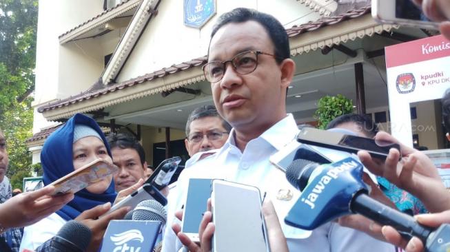 Pendapatan Terus Menurun, Jukir Aplikasi Protes Saat Temui Anies