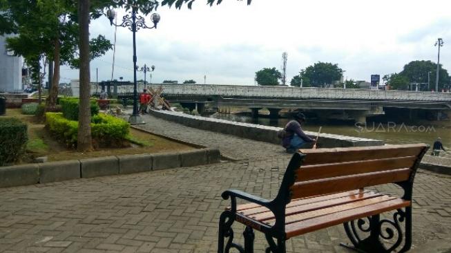 Semarang Bridge Fountain. (Suara.com/Adam Iyasa)