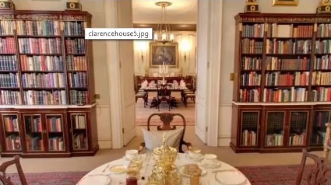 Perpustakaan di rumah Pangeran Charles. (Google Arts & Culture)