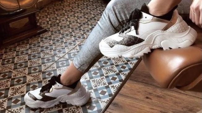 Ugly sneakers. (Instagram)
