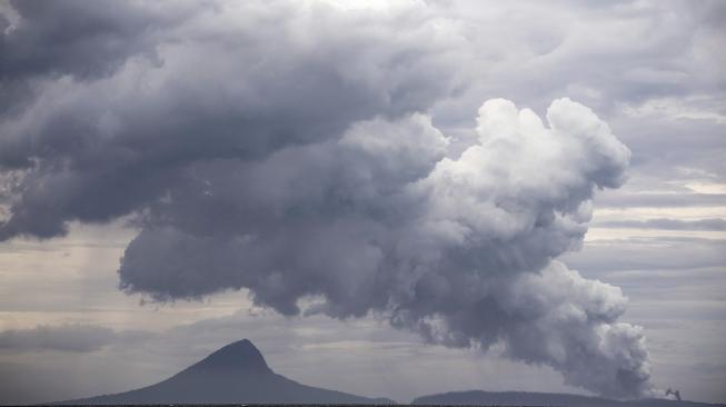 Tak Lagi Bergemuruh, Gunung Anak Krakatau Masih Aktif