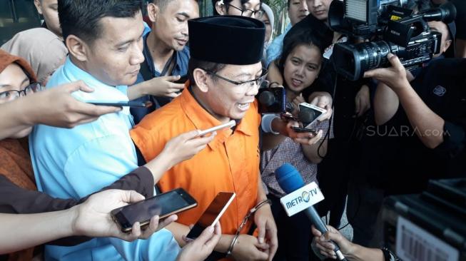 KPK Telisik Kongkalikong Taufik Kurniawan Terkait Suap DAK Kebumen