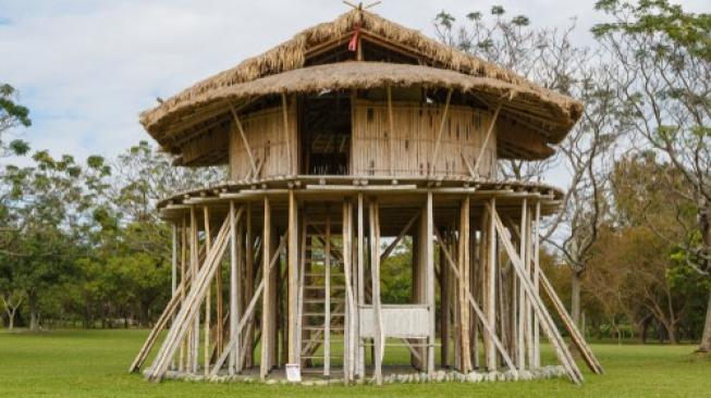 Rumah tradisional suku Beinan di Taitung, Taiwan. (Shutterstock)