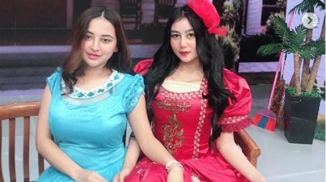 Pamela Safitri dan Cupita Gobas. (Instagram)