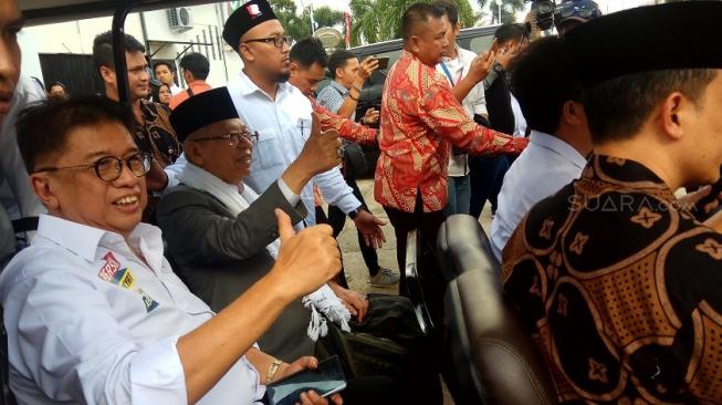 Ma'ruf Amin Resmikan Posko TKD dan Istighosah dengan Nahdliyin Palembang