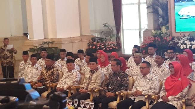 Jokowi Sempat Tidak Percaya Gaji Guru Masih Ada yang Rp 300 Ribu Perbulan